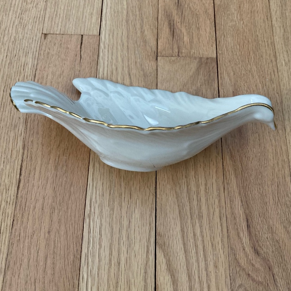 Vintage Lenox Classic Off White Porcelain Trinket, Candy, DOVE dish, 24K Trim - Picture 7 of 13